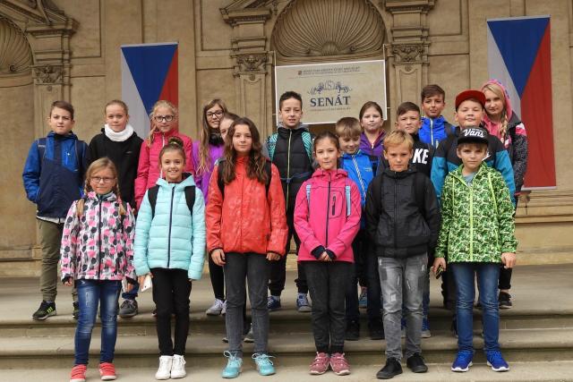 Výlet žáků z Volenic do Poslanecké sněmovny