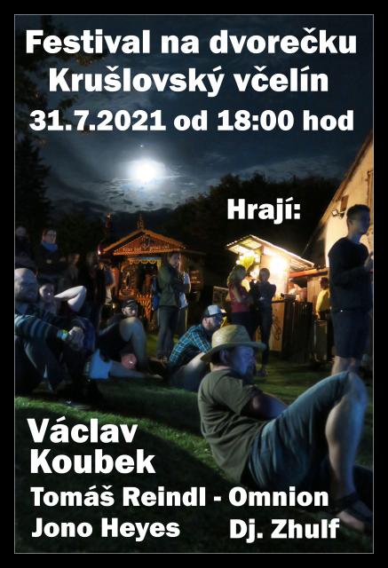 Hudební festiválek na dvorečku
