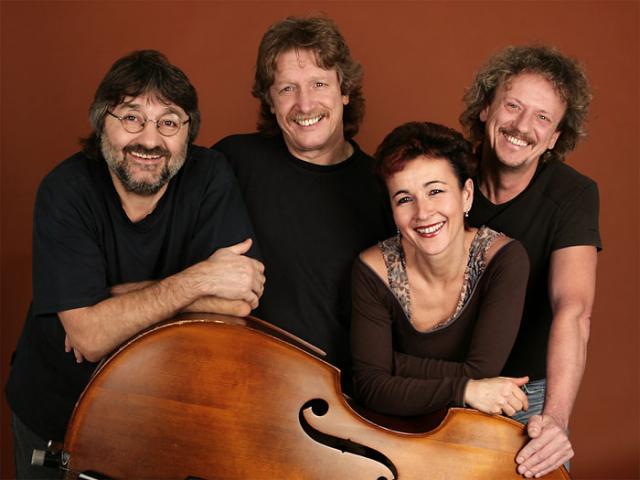 Koncert skupiny Nezmaři spojený s křestem nového CD