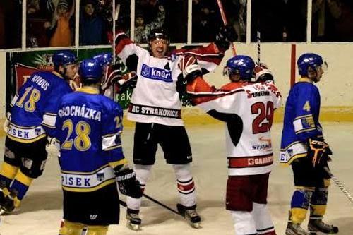 Hokejisté HC Strakonice postupují do finále!