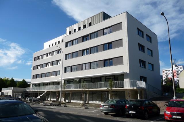 Od domu služeb přes pobočku VZP k nové dominantě lokality