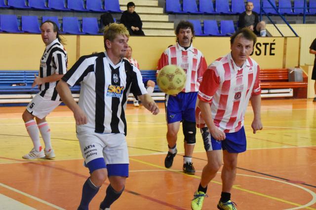 Turnaj Ekonomické služby. 2. hrací den - Senioři